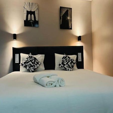 Apartamento Sociedade Farmaceutica Lissabon Buitenkant foto