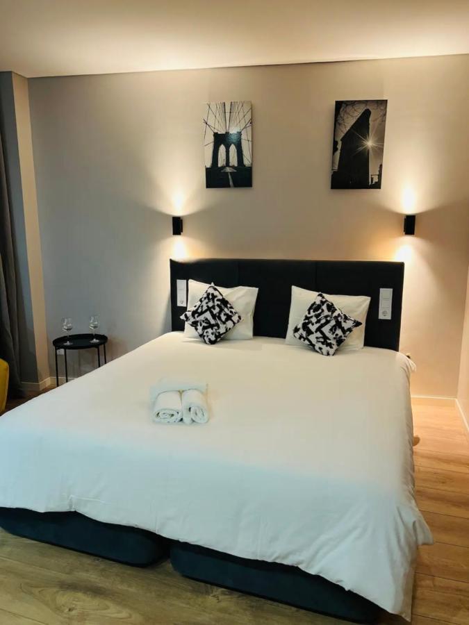 Apartamento Sociedade Farmaceutica Lissabon Buitenkant foto