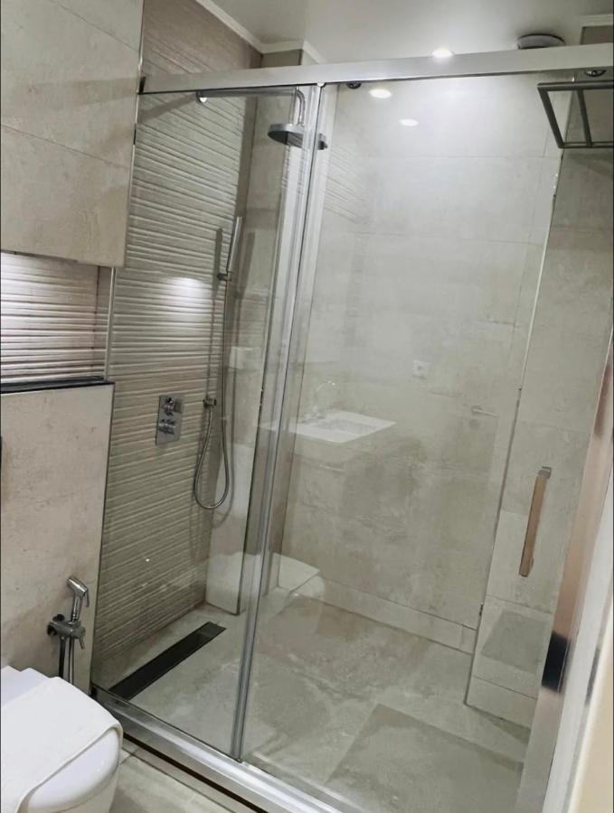 Apartamento Sociedade Farmaceutica Lissabon Buitenkant foto