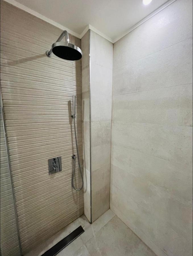 Apartamento Sociedade Farmaceutica Lissabon Buitenkant foto