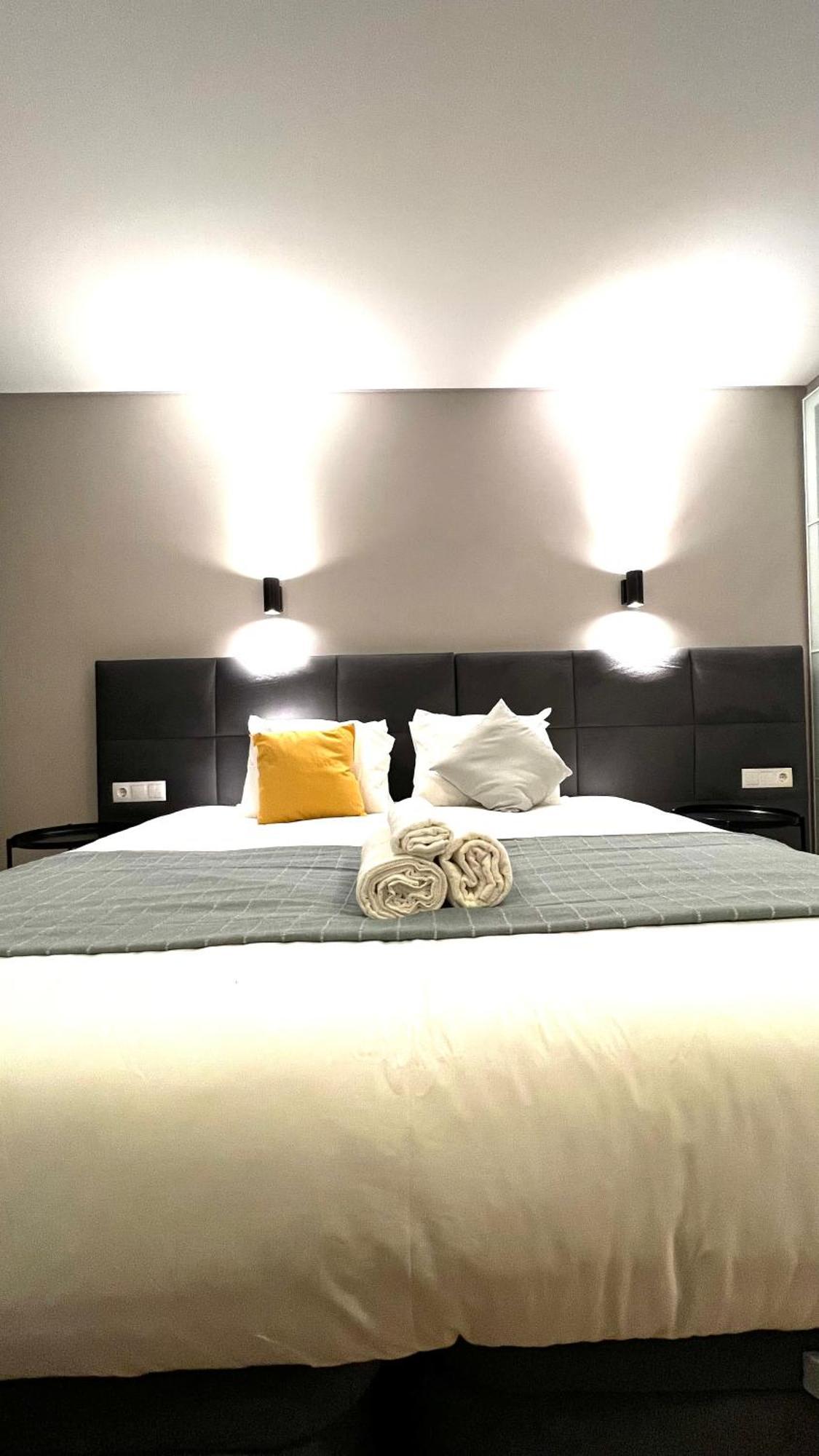 Apartamento Sociedade Farmaceutica Lissabon Buitenkant foto
