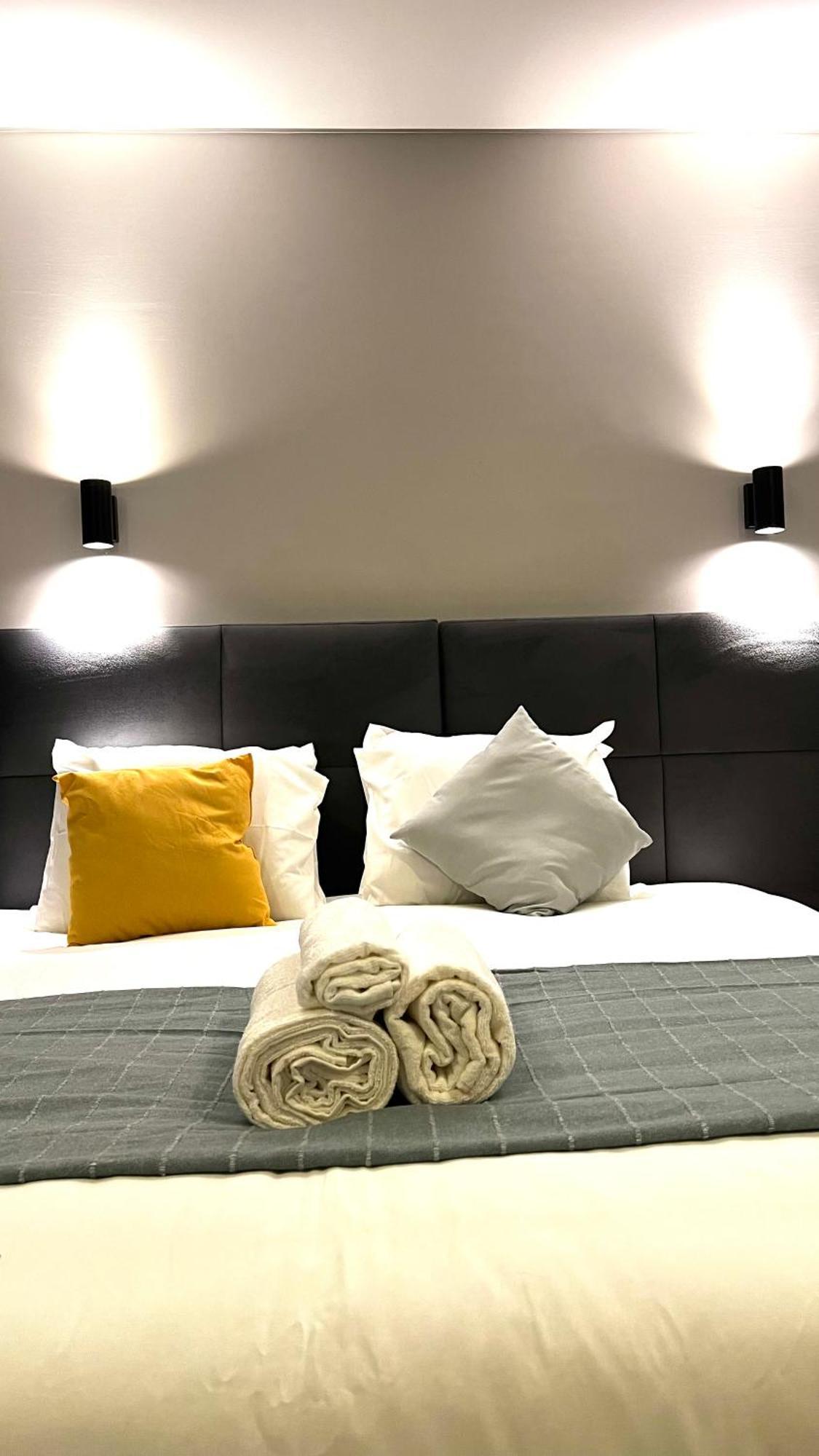 Apartamento Sociedade Farmaceutica Lissabon Buitenkant foto