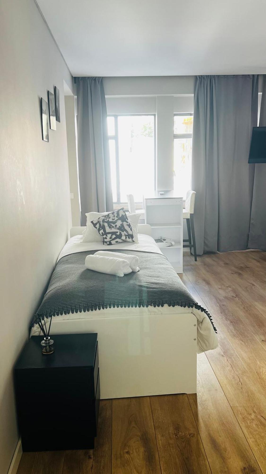 Apartamento Sociedade Farmaceutica Lissabon Buitenkant foto